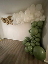 Load image into Gallery viewer, Organic Balloon Garland
